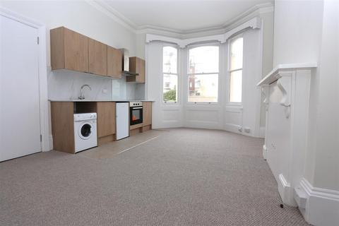 1 bedroom flat to rent, Seafield Road, Hove