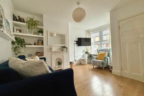 3 bedroom end of terrace house for sale, Shaftesbury Road, Watford, WD17