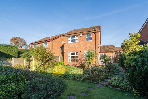 3 bedroom detached house for sale, Thorngrove Avenue, Hillfield, Solihull