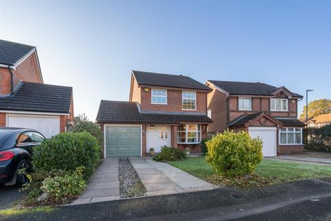 3 bedroom detached house for sale, Thorngrove Avenue, Hillfield, Solihull