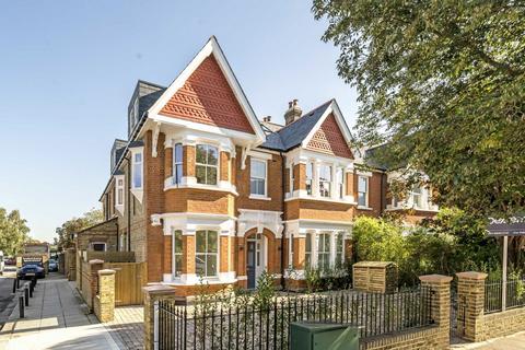 2 bedroom flat for sale, Twyford Avenue, London W3