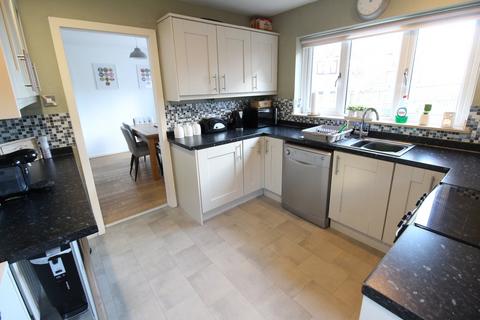 7 Random Close, Keighley, BD22 6LZ