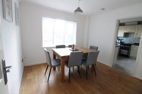 7 Random Close, Keighley, BD22 6LZ