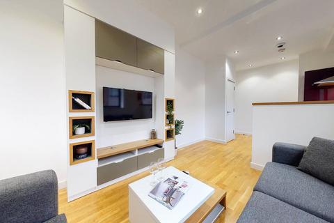 undefined, Apt 33, Q Two Residence, 25 Queen Street LS1