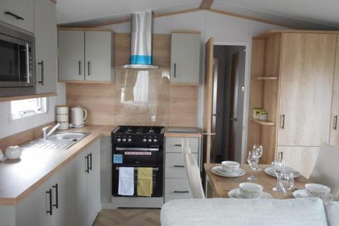 2 bedroom static caravan for sale, Willow Tree Holiday Park