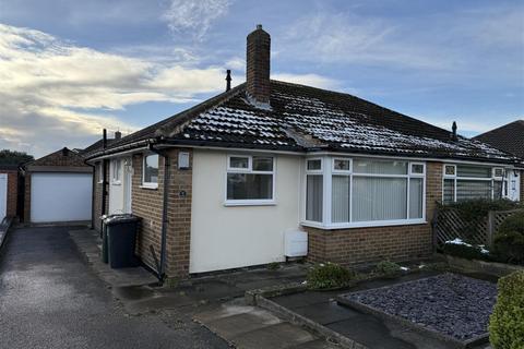 2 bedroom semi-detached bungalow for sale, Robin Royd Avenue, Mirfield WF14