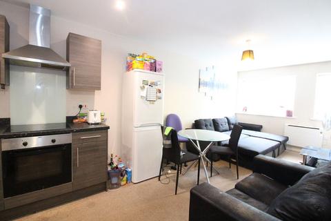 1 bedroom flat for sale, High Street, Kingswinford DY6