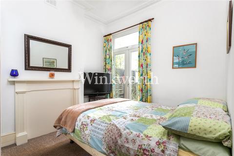 1 bedroom apartment for sale, Dongola Road, London, N17