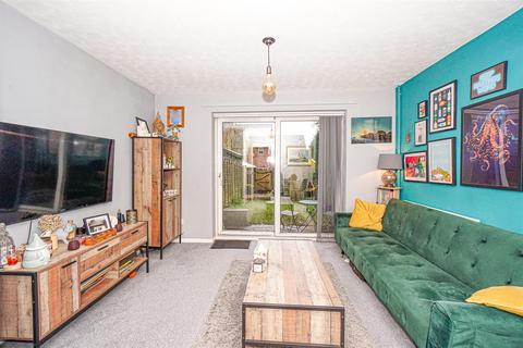 2 bedroom terraced house for sale, Drapers Way, St. Leonards-On-Sea