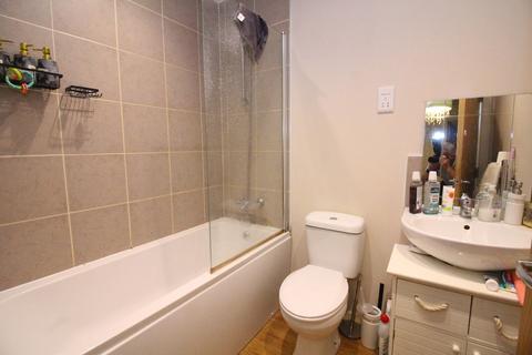 undefined, High Street, Kingswinford DY6