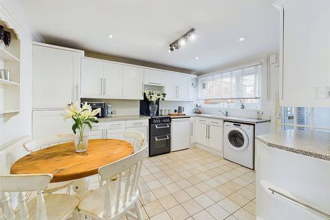 4 bedroom terraced house for sale, Armond Road, Witham, Essex, CM8