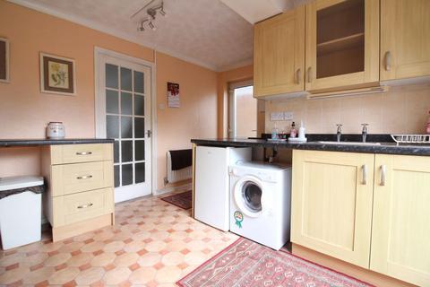 38 Millfields Way, Wombourne, Wolverhampton, WV5 8HP