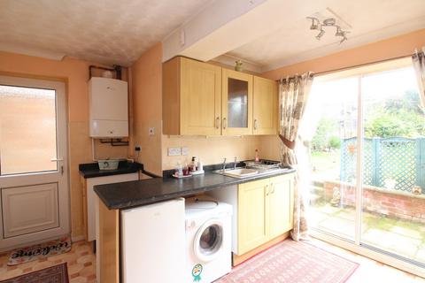 38 Millfields Way, Wombourne, Wolverhampton, WV5 8HP
