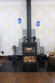70 Bridgnorth Road, Wombourne, Wolverhampton, WV5 0AQ