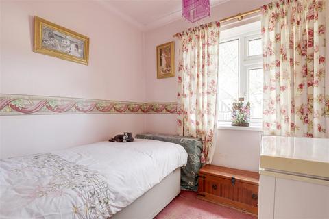 233 Perry Road, Nottingham, NG5 1GN