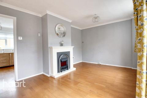 96 Radburn Close, Harlow, CM18 7EF