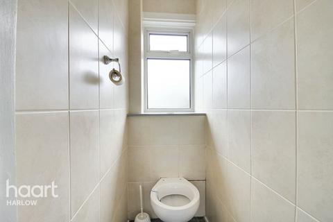 96 Radburn Close, Harlow, CM18 7EF