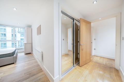 2 bedroom flat for sale, Drake House