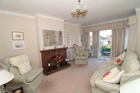 3 bedroom semi-detached house for sale, Broadoaks Way, Bromley, BR2