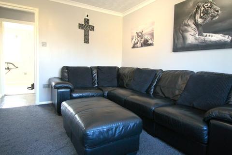 43 Leston Close, Rainham, RM13 9NF