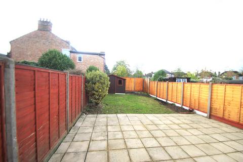 3 bedroom semi-detached house to rent, Bushey Mill Lane, WATFORD, WD24