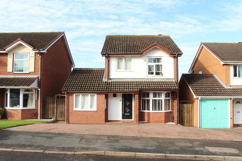 3 bedroom detached house for sale, Winford Avenue, Kingswinford DY6