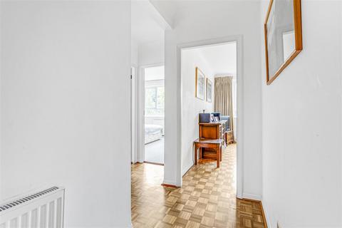 2 bedroom flat for sale, Cambalt Road, London