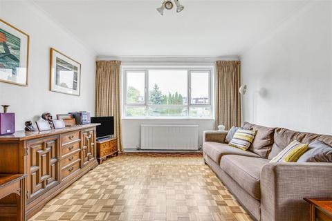 2 bedroom flat for sale, Cambalt Road, London