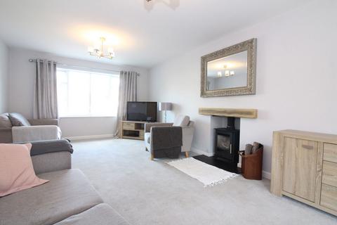 21 Wolverhampton Road, Kingswinford, DY6 7HY
