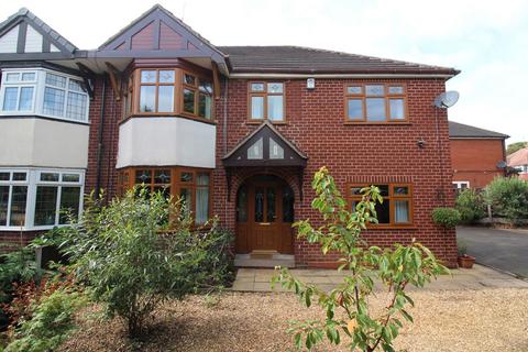 3 Wolverhampton Road, Kingswinford, DY6 7HX