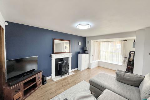 4 bedroom detached house for sale, St. Cuthberts Way, Holystone, Newcastle upon Tyne, Tyne and Wear, NE27 0UZ