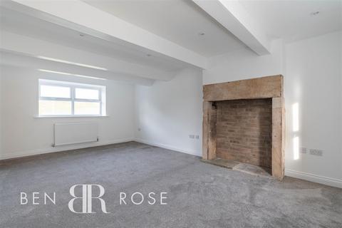 231 Blackburn Road, Wheelton, Chorley, PR6 8EY