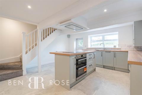 231 Blackburn Road, Wheelton, Chorley, PR6 8EY