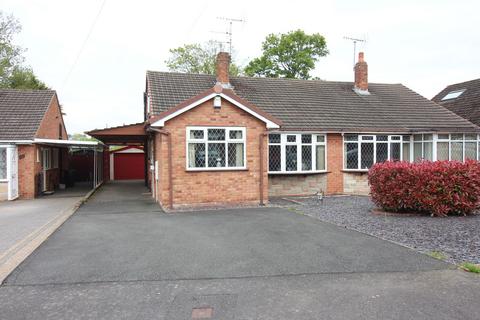 22 Berkeley Drive, Kingswinford, DY6 9DT