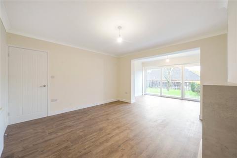 3 bedroom bungalow for sale, Eversley Road, Reading RG2