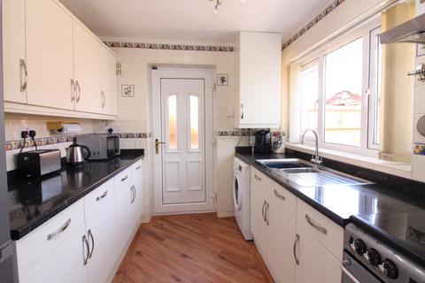 2 bedroom semi-detached house for sale, Birchwood Walk, Kingswinford DY6