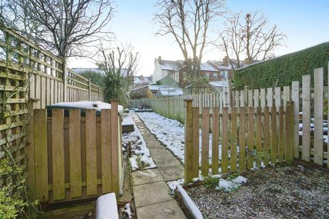 3 bedroom terraced house to rent, St. Thomas Road, Sheffield