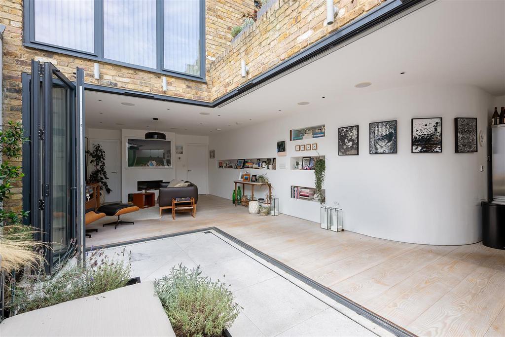 185 C Northchurch Road Hi-17.jpg