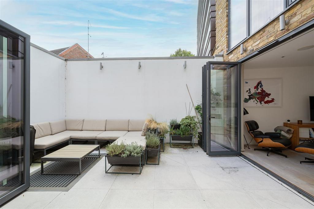 185 C Northchurch Road Hi-9.jpg