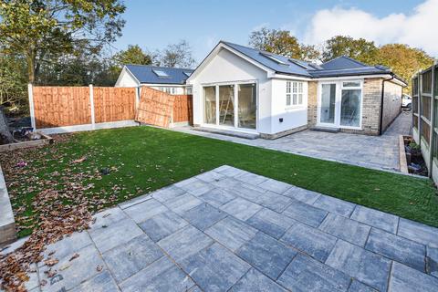 3 bedroom detached bungalow for sale, Wavertree Road, Benfleet