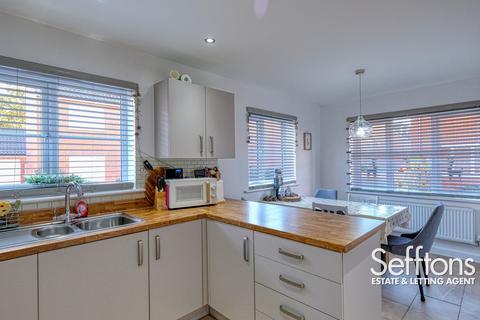 20 Smith Close, Blofield, Norwich, NR13 4RB