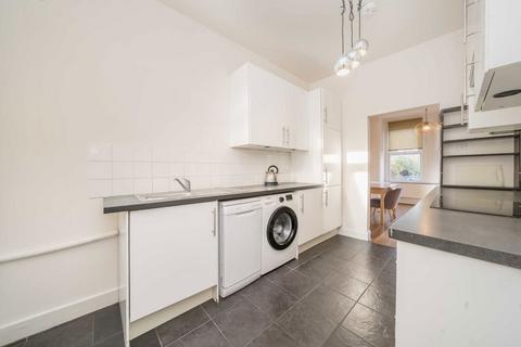 1 bedroom flat for sale, Cromwell Road, London N10