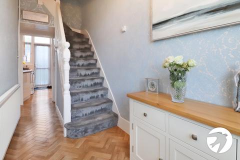 22 Basildon Road, London, SE2 0EW
