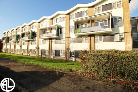 2 bedroom apartment for sale, Radburn Way, Letchworth Garden City, SG6 2JW