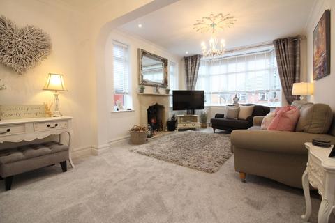 2 Brookside Way, Wall Heath, Kingswinford, DY6 9AP