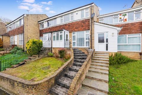 3 bedroom terraced house for sale, Ploughmans Way, Rainham