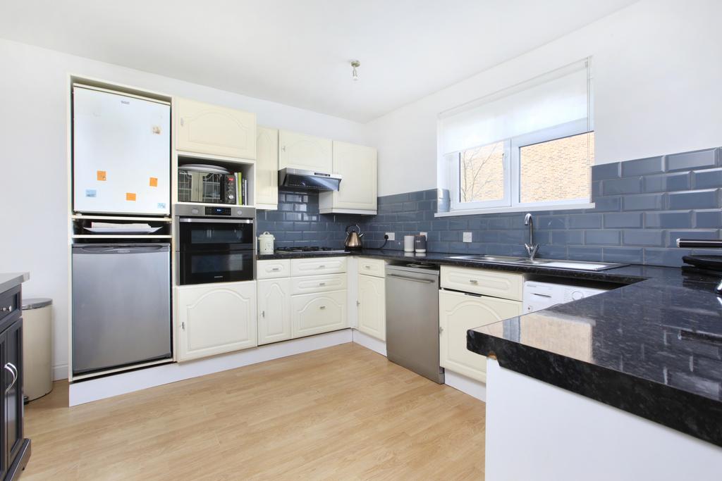 Apartment in London - View 2