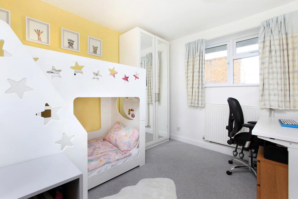 Apartment in London - More
