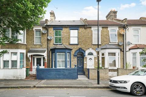 3 bedroom terraced house to rent, Clacton Road, East Ham, E6