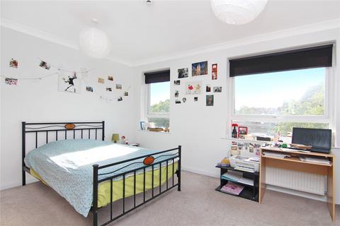 5 bedroom terraced house to rent, Malbrook Road, Putney, London, SW15